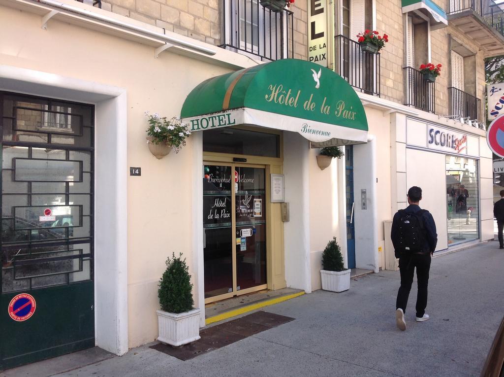 Hotel De La Paix ก็อง ภายนอก รูปภาพ