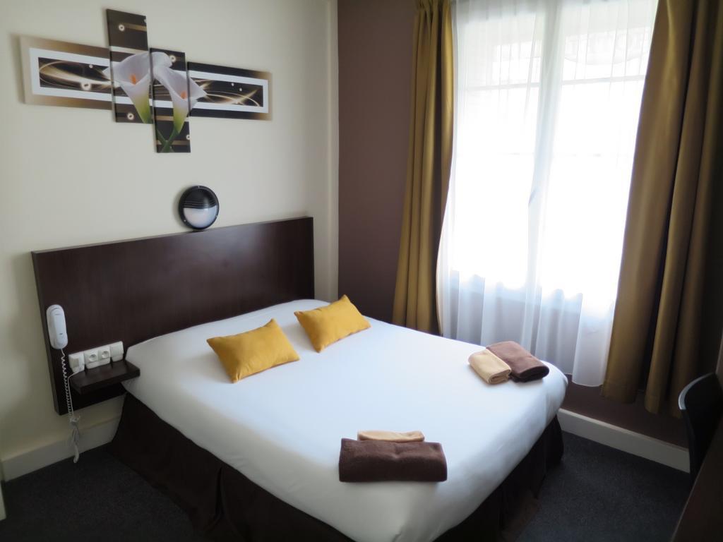 Hotel De La Paix ก็อง ภายนอก รูปภาพ