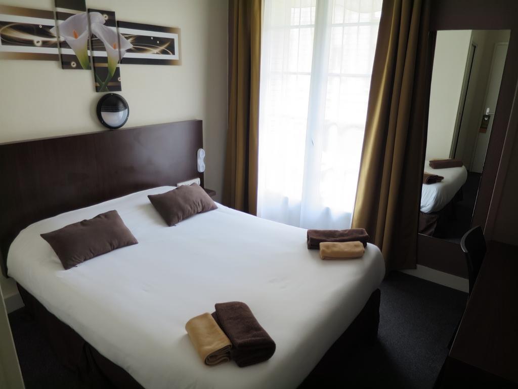 Hotel De La Paix ก็อง ห้อง รูปภาพ